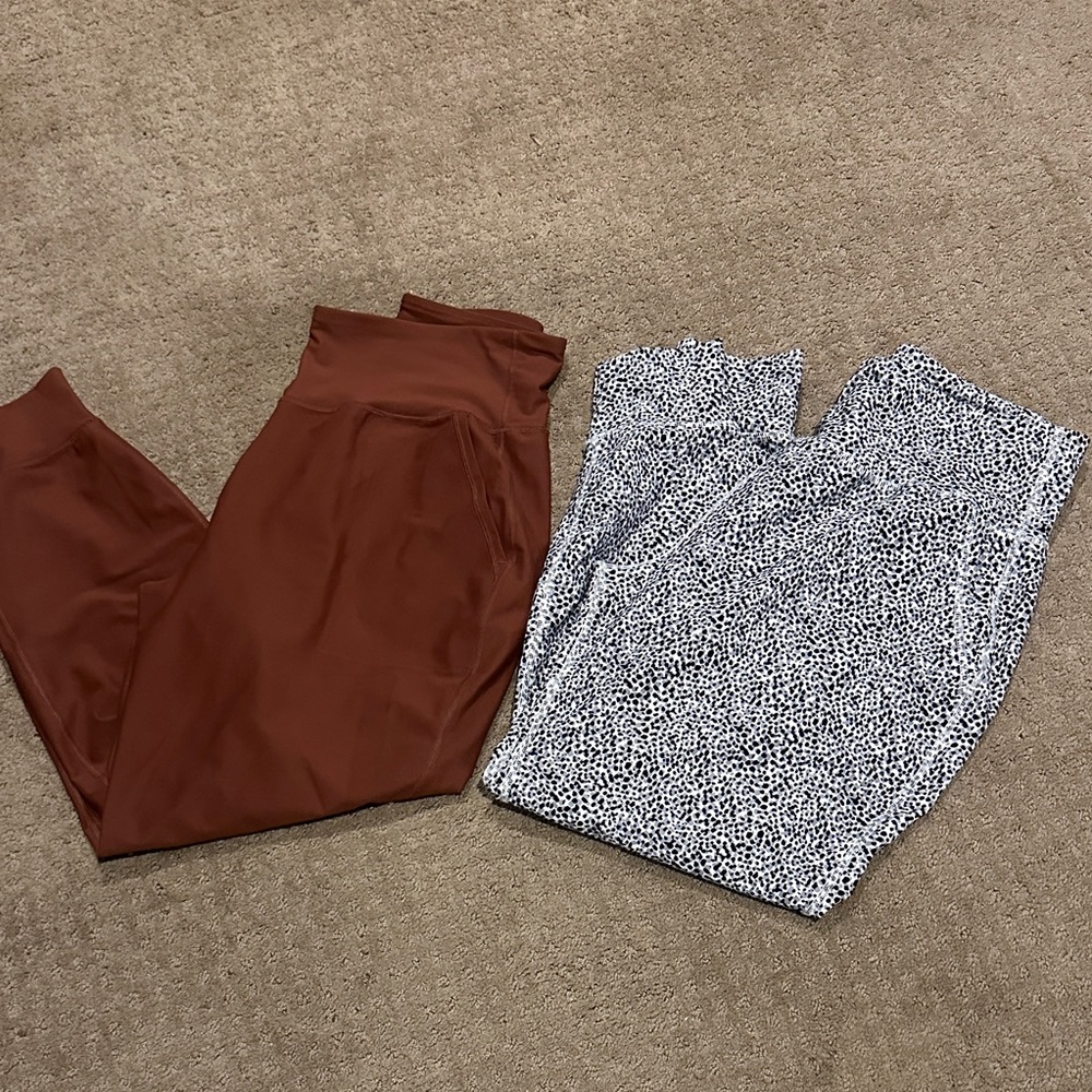 Old Navy Women's Brown and Black Patterned Joggers